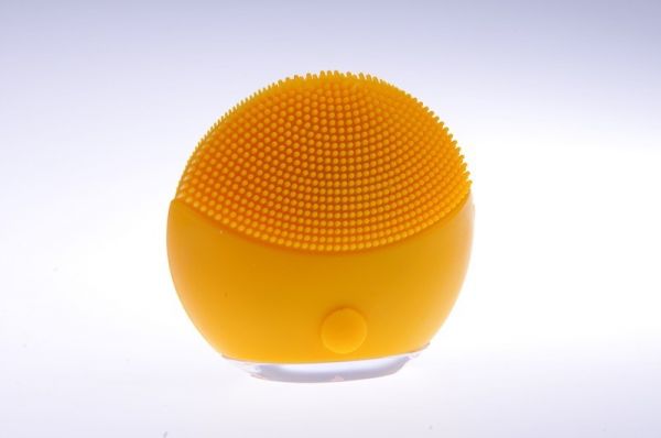 FOREVER Facial Cleansing Brush, YELLOW